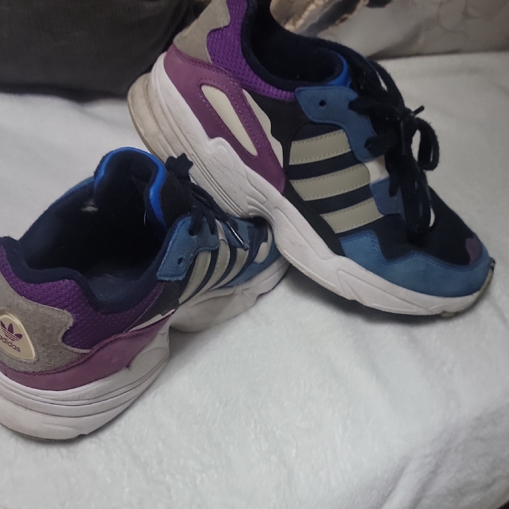 Adidas Size 8 Man  Navy and Violet Sneakers Unesex - Picture 5 of 14